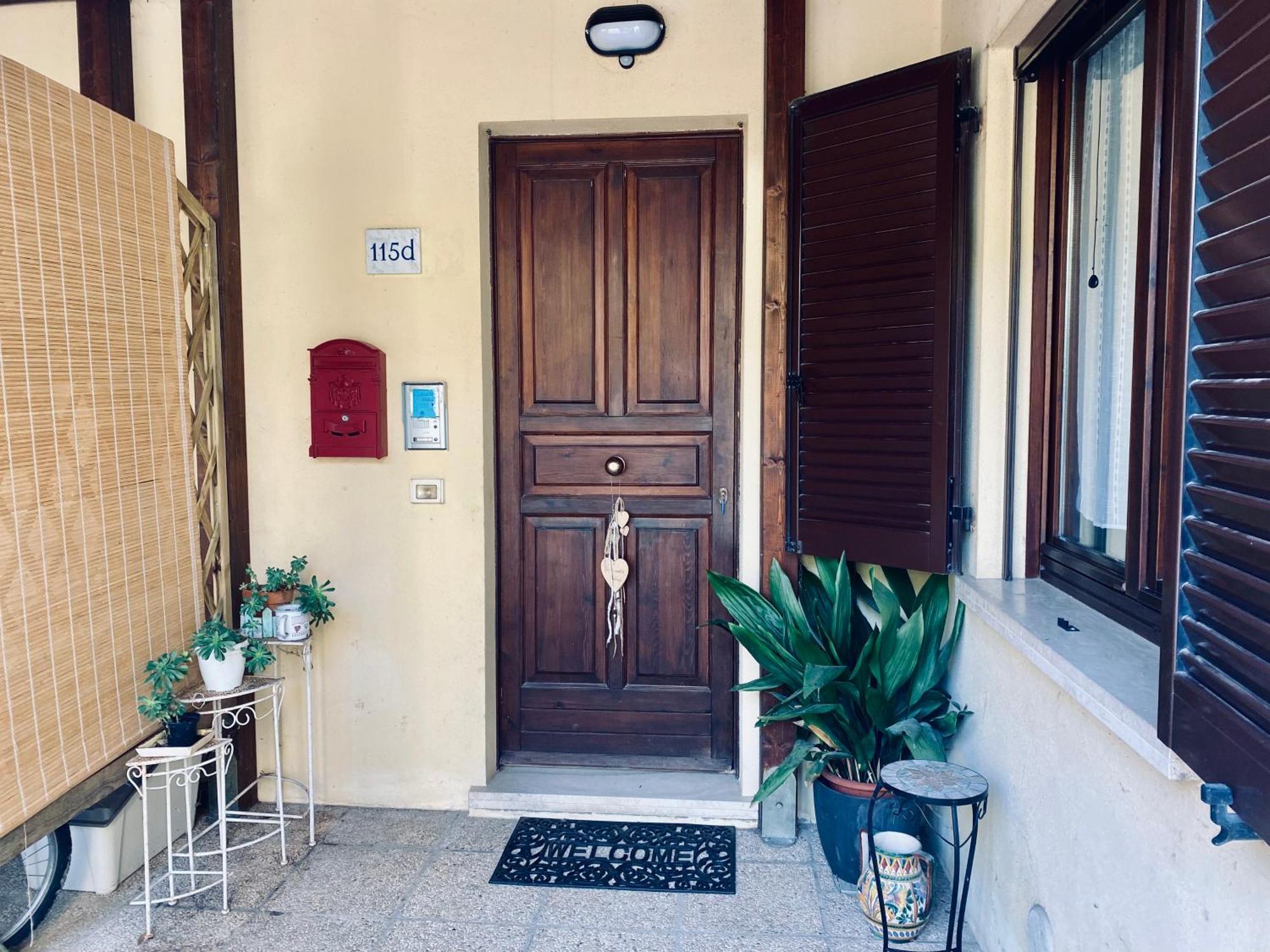 Casa Vacanze Barbara SantʼArcangelo Екстериор снимка